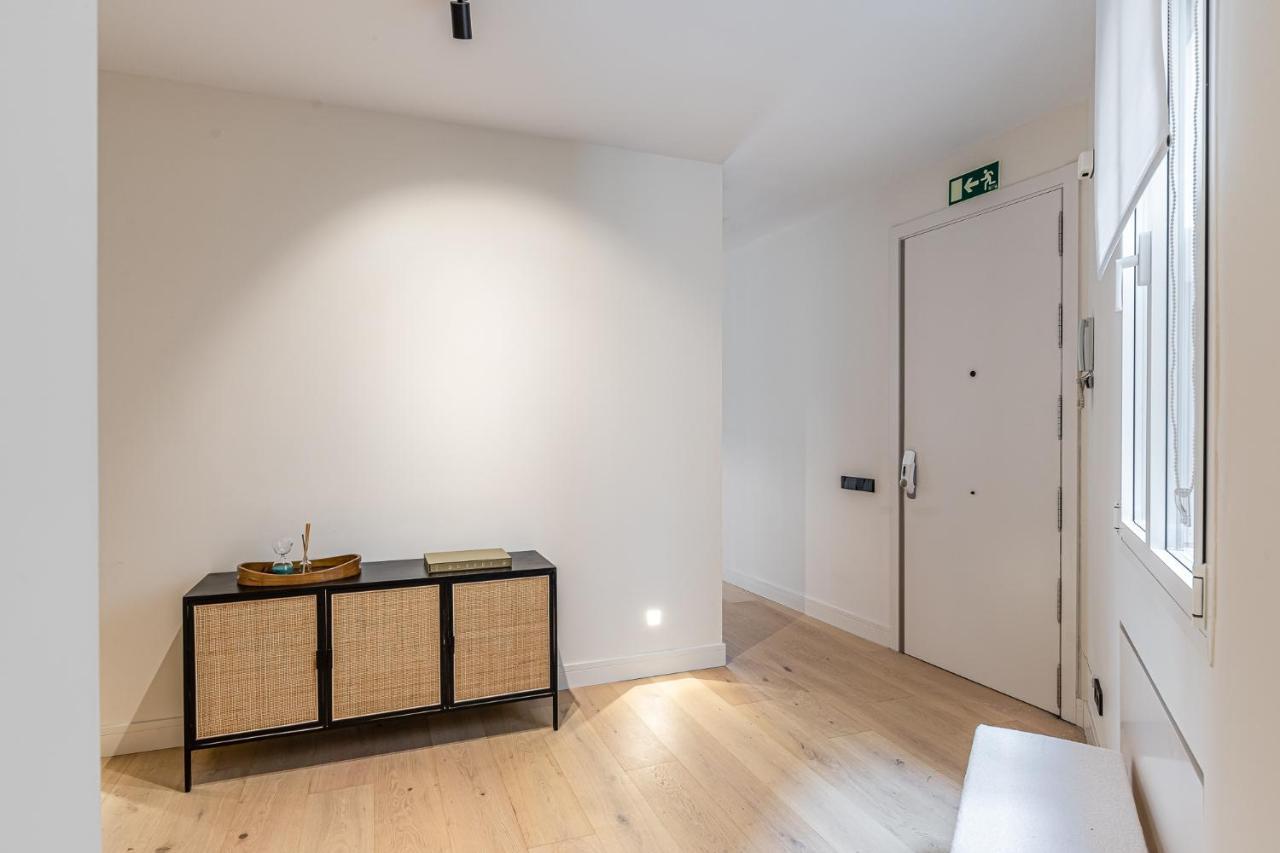 Waou Puerta Del Sol VI - Alquiler Corta Duracion Appartement Madrid Buitenkant foto