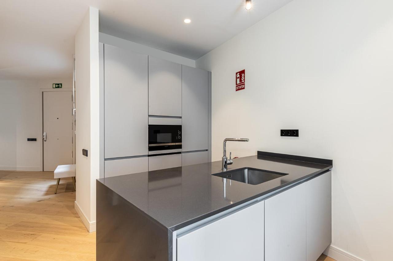 Waou Puerta Del Sol VI - Alquiler Corta Duracion Appartement Madrid Buitenkant foto